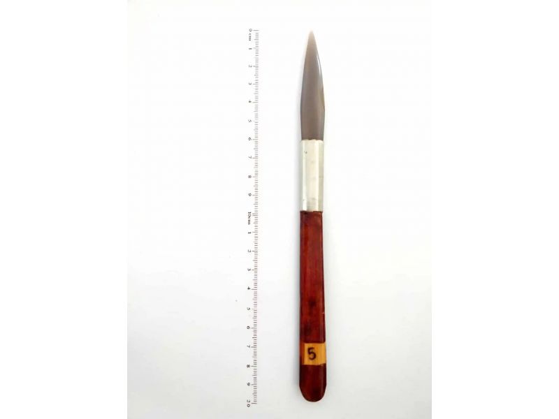 Achat-Burnisher in Form eines Schwertes num. 5